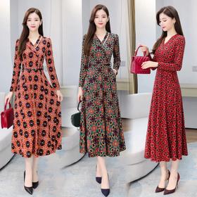 WZNH-XYFS6197秋装新款复古印花V领长款显瘦气连衣裙