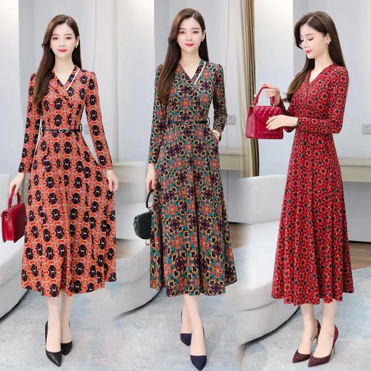WZNH-XYFS6197秋装新款复古印花V领长款显瘦气连衣裙 商品图0