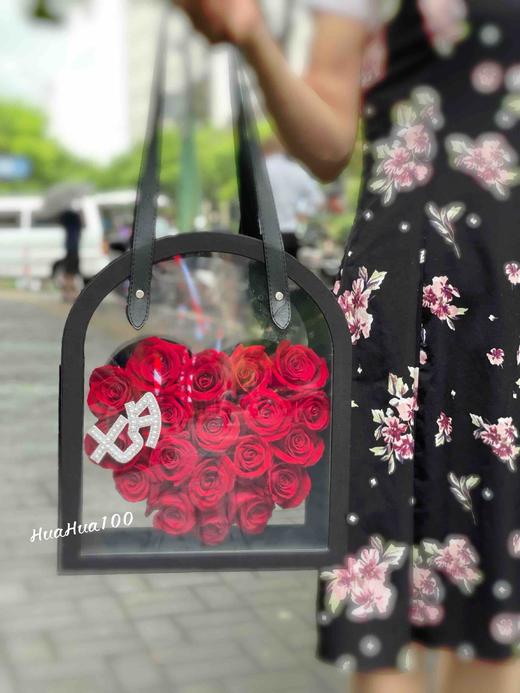 相爱一生丨19朵红玫瑰礼盒 商品图3