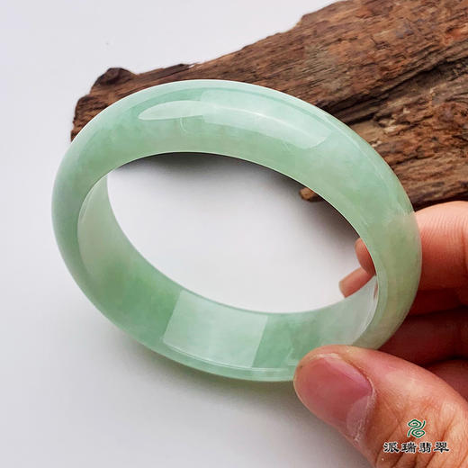 派瑞翡翠 翡翠手镯 糯种 绿色 商品图3