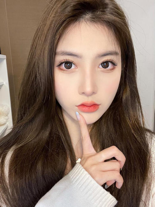 日抛 lillilly 美瞳 活动合集[伯爵茶/婴儿蓝/麦冰茶/伦敦雾/乌梅酱/月星石/牛乳茶/淡奶油/深海石/冰果乐/肉肉灰/肉肉棕/肉肉黑/流光珠/椰子糕] 商品图4