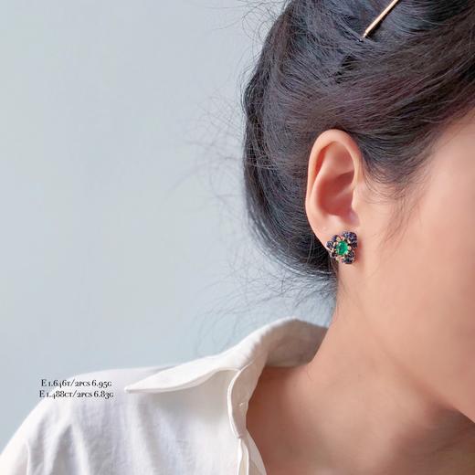「繁花」祖母绿蓝宝石耳钉 商品图3