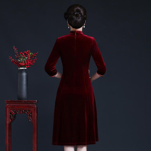 上海旗袍厂JC-JY-208春秋新款婚宴喜庆妈妈装金丝绒水墨画连衣裙婆婆礼服 商品图4