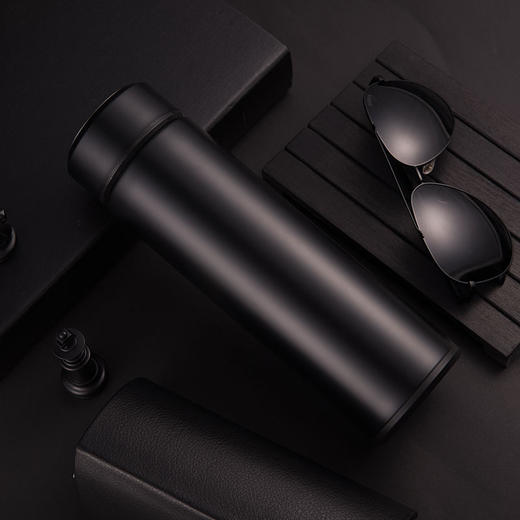 不锈钢保温杯 | 轻薄杯身保温保冷黑色款500ml 商品图0