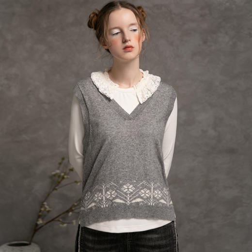 famecoco范可儿女士马甲背心秋v领无袖提花宽松羊毛马夹D216CA300 商品图2