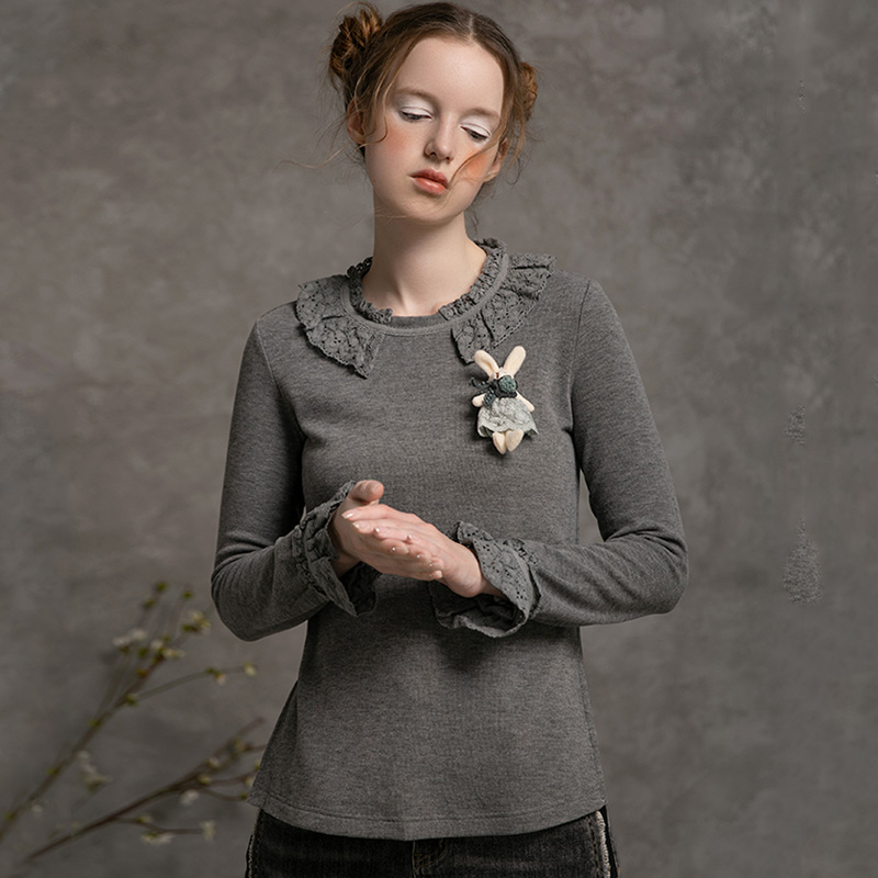 famecoco范可儿长袖t恤女秋季圆领修身纯色复古蕾丝上衣D216BB300