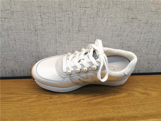 2021豪行春季新款21162906真皮时尚运动休闲低跟女鞋单鞋专柜正品 商品图2