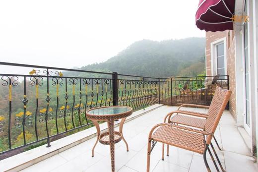 重庆慢姑娘伴山林墅轰趴别墅 商品图3