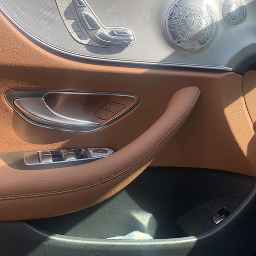 奔驰 E级 200 轿跑 【长租-北京】 商品图5