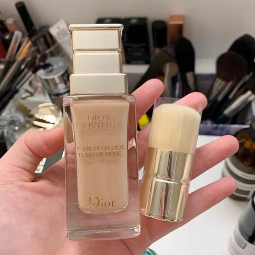 法国迪奥花蜜精华粉底液30ml（自配粉底刷） 商品图2