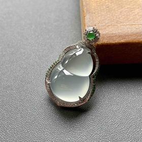 玻璃种厚庄翡翠葫芦18k白金钻石沙弗莱石镶嵌