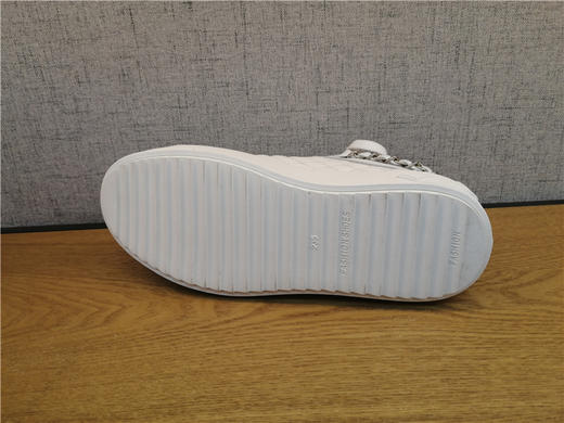 2021豪行春季新款21141006真皮时尚休闲低跟女鞋单鞋皮鞋专柜正品 商品图4