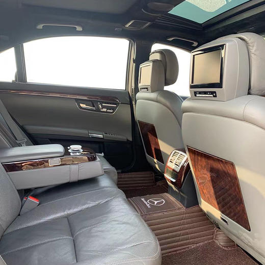 【特价月租-北京】奔驰 S500 商品图3