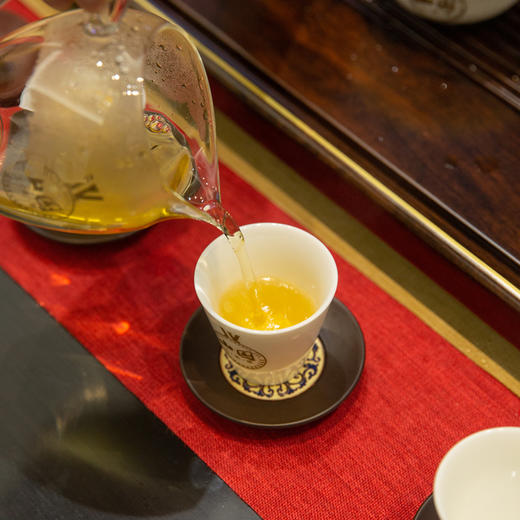 压箱底·大象冰岛普洱茶（生茶）357g 商品图4