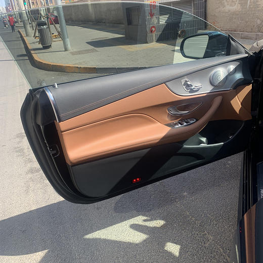 奔驰 E级 200 轿跑 【长租-北京】 商品图4