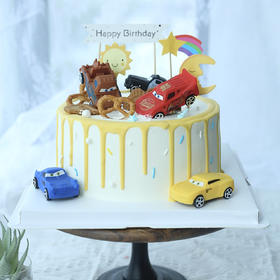 汽车总动员奶油水果蛋糕