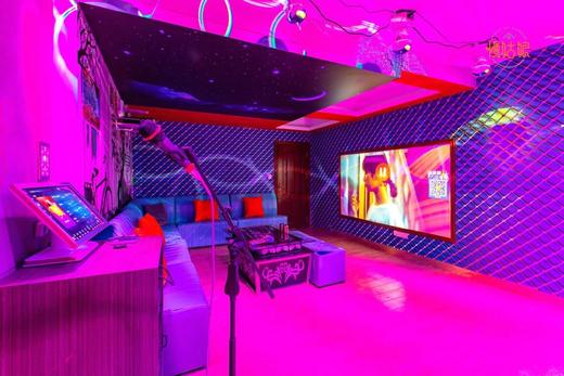 清远慢姑娘花园里的鱼轰趴别墅 商品图3