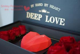 法式慕斯蛋糕 | 覆盆子香草慕斯-钻石心花盒