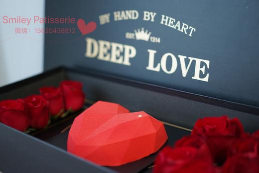 法式慕斯蛋糕 | 覆盆子香草慕斯-钻石心花盒 商品图0