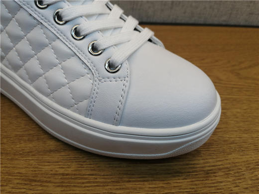 2021豪行春季新款21141006真皮时尚休闲低跟女鞋单鞋皮鞋专柜正品 商品图2