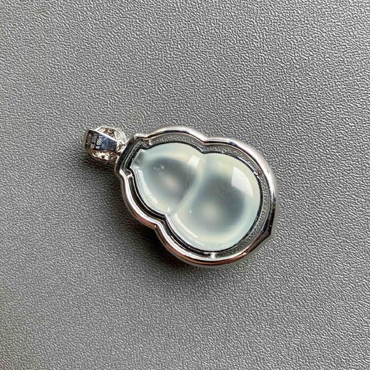 玻璃种厚庄翡翠葫芦18k白金钻石沙弗莱石镶嵌 商品图4