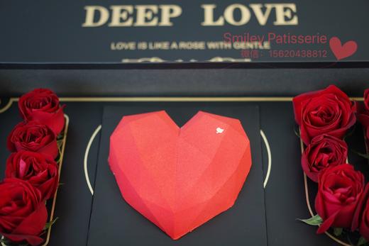 法式慕斯蛋糕 | 覆盆子香草慕斯-钻石心花盒 商品图1