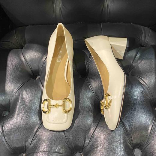 LFGJ 12702  马衔扣方头粗跟气质高跟通勤舒适 商品图5