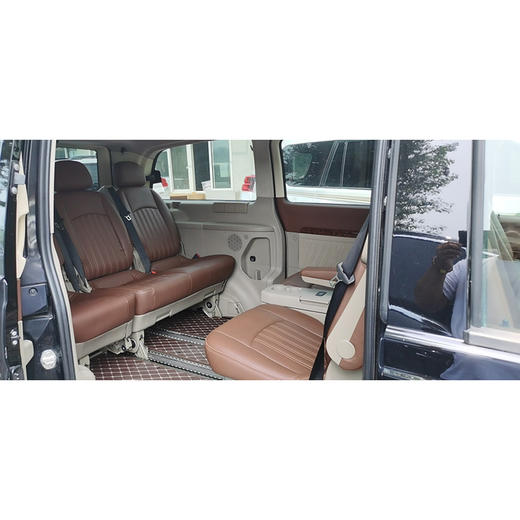 【月租-北京】奔驰 唯雅诺 2.5L 尊贵版 商品图6