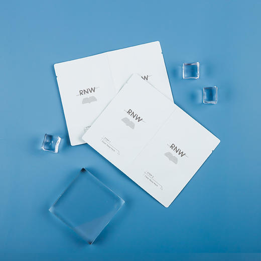 【中欧班列精选】RNW鼻贴/如薇去黑头贴/收敛紧致毛孔/去白头鼻子污物猪鼻贴10片/盒 商品图0