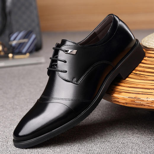 【服饰鞋包】新款商务男鞋正装休闲皮鞋 系带尖头潮男鞋英伦休闲男士皮鞋 商品图0