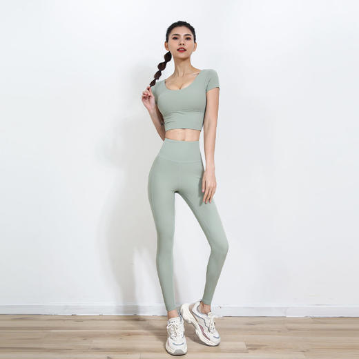【班列精选】LULU瑜伽服套装  短袖健身服健美操上装套装上衣+长裤 商品图7