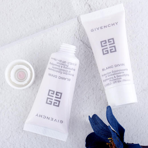 纪梵希花漾曜白防晒5ml*10【国内柜特价不退换】 商品图0