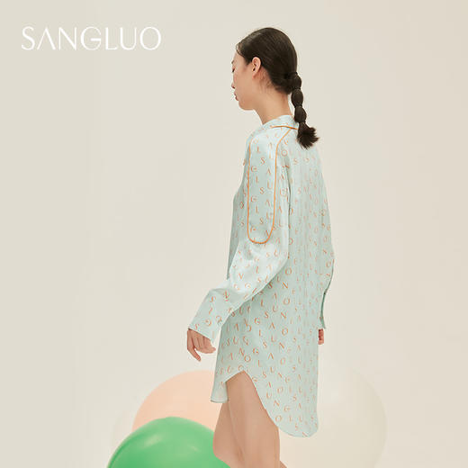 SANGLUO帅气廓形满底印花衬衫裙男友式叠穿不可少小众感上衣 商品图4