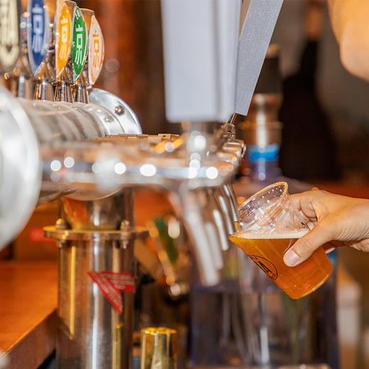 京A阿白小麦啤酒330ml*6瓶装 比利时风味 国产精酿啤酒 箱装正品 商品图5