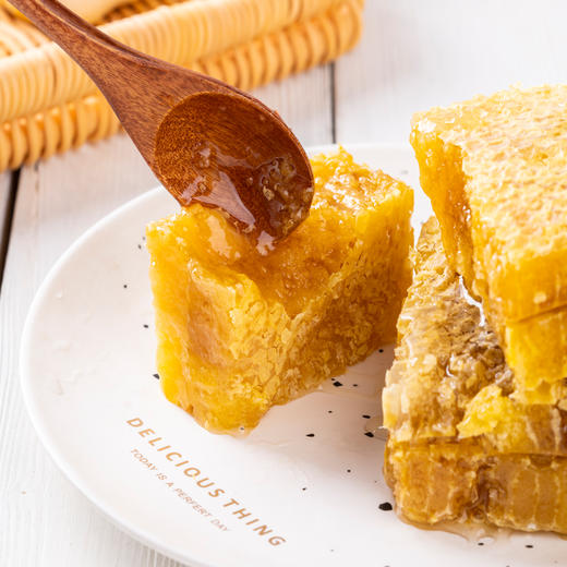 秦岭纯天然蜂巢蜜500克 商品图3