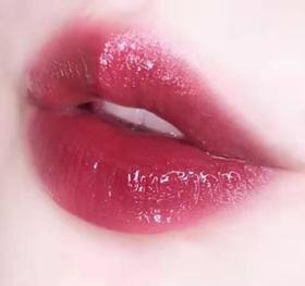 是谁在我的嘴唇上照镜子💧水光嫩出屏幕了啊啊啊啊