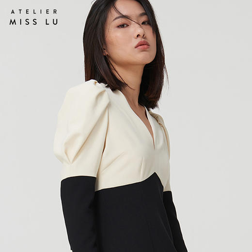 AtelierMissLu-【一计温柔杀】 黑白拼色廓形袖修身连衣裙 商品图4