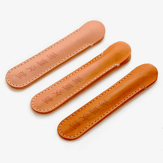 南周文创-阅读时光礼盒 （签字笔+牛皮笔套+镇纸+尺子套装） 商品图9