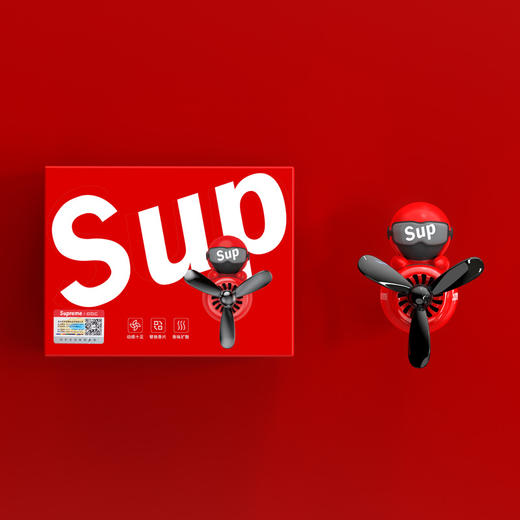 车载香水supreme潮牌飞行员车载香薰xobc联名旋转小飞机汽车出风口用