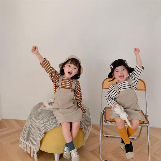 【母婴】新款童装 韩版童品日系女童棉麻条纹宽松型长袖T恤背带裙 商品图0
