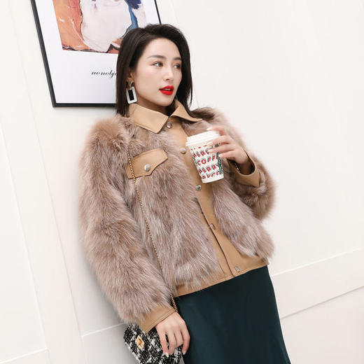 【服饰鞋包】女新款真毛海宁狐狸貉子皮草外套短款机车服网红同款年轻韩 商品图5