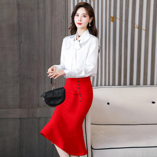 HRFS-WH202689新款时尚气质衬衫搭配半身裙职业两件套 商品图2