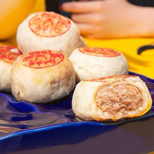 【西区老大房冻胚月饼礼盒装】冷冻生胚 手工开酥 百年匠心 64层酥艺极具匠心