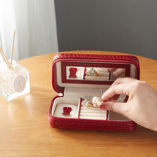 【专柜多样屋】-鳄鱼纹携带首饰盒/红/T 商品图3