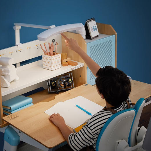 2平米智能台灯 弦月 儿童护眼灯 国A级减蓝光无频闪护眼灯台灯 商品图1