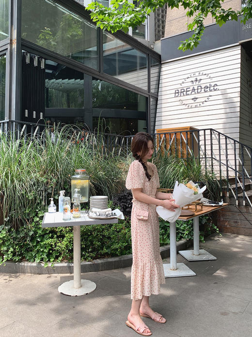 【金蘑菇菇 恋爱博物馆系列】少女感十足～粉色碎花连衣裙 商品图2