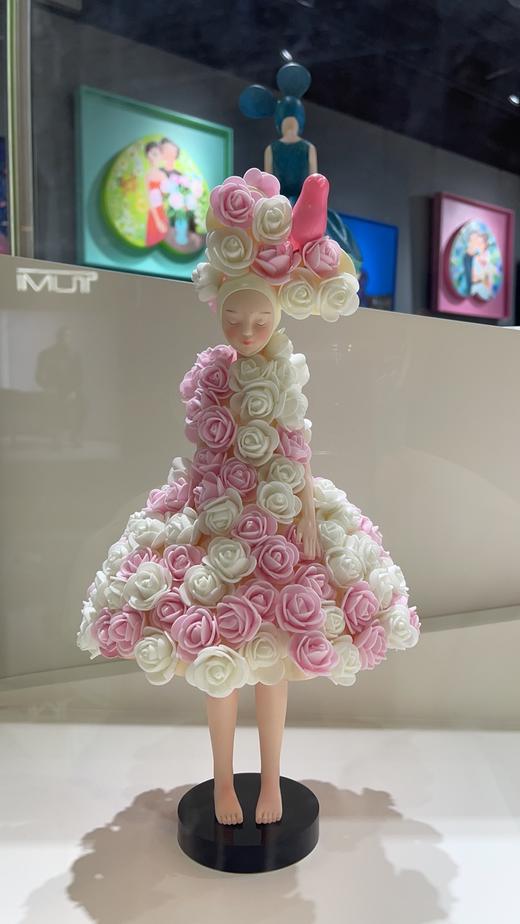 玫瑰花园-然女孩 商品图0