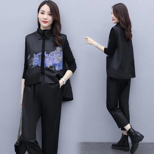 YZC751-1 2021春秋装新款时尚休闲盘扣印花三件套套装 商品图1