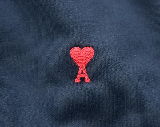2色经典色入  A.M.1 红爱心刺绣卫衣 WY502 商品图11