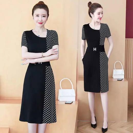 TZW-女夏大码女装胖mm遮肚收腰显瘦黑色条纹拼接连衣裙 商品图2